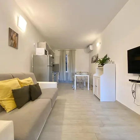Lägenhet Casa Rosa Tre- 45 Quadratmeter Und Parkplatz By Interhome Rapallo
