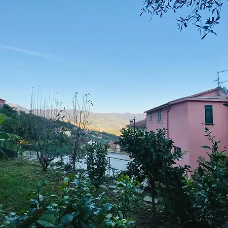 Casa Rosa Tre- 45 Quadratmeter Und Parkplatz By Interhome Lägenhet Rapallo