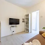 Daire Casa Rosa Tre- 45 Quadratmeter Und Parkplatz By Interhome