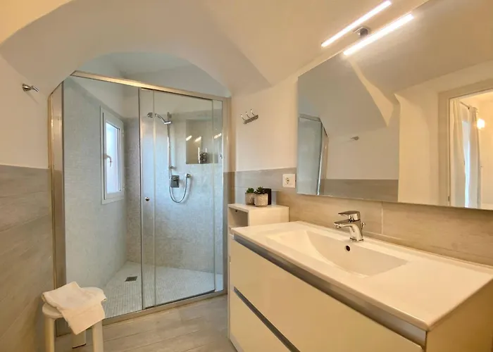 Casa Rosa Tre- 45 Quadratmeter Und Parkplatz By Interhome Apartment *